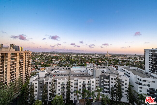 Building Photo - 10601 Wilshire Blvd