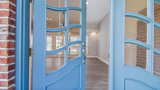 Building Photo - 104 Colony Harbour Rd