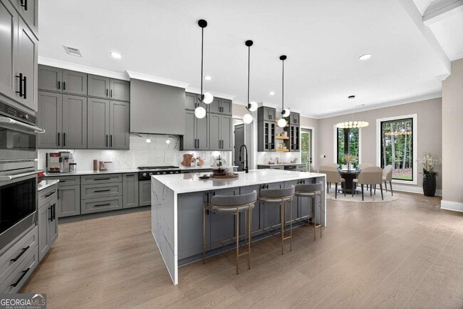 Building Photo - 83 Deer Cyn Dr