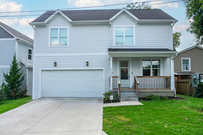 Building Photo - Beautiful Home in Nashville!