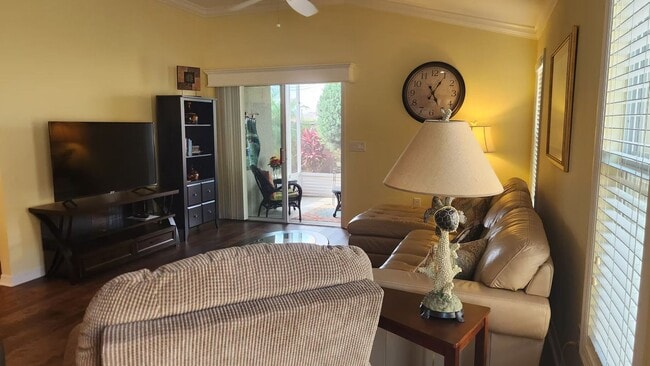 Building Photo - 3025 Bartow Ln