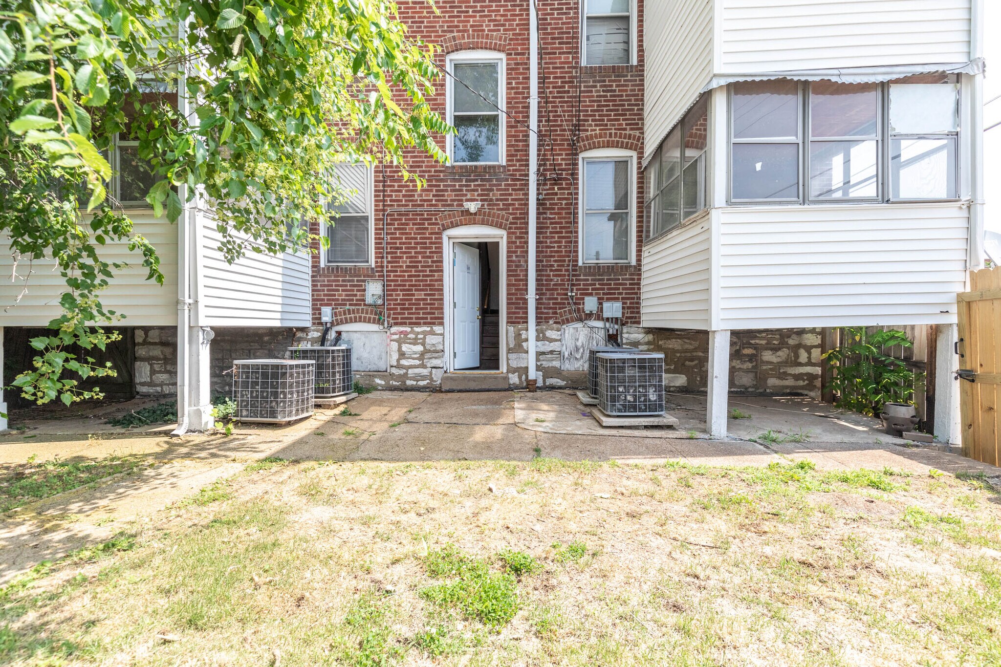 Building Photo - 4214 Neosho St