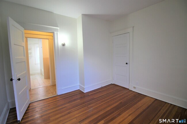 Building Photo - 19 Nesbit Ave