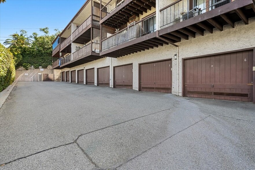 Building Photo - 3424 Pueblo Ave