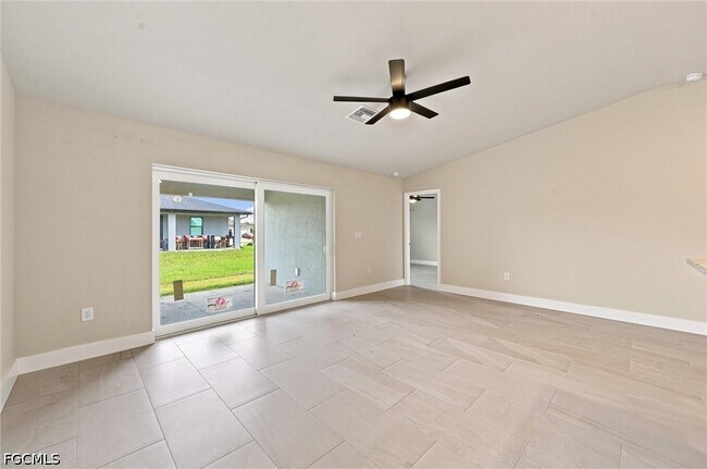 Building Photo - 736-738 Gilbert Ave S