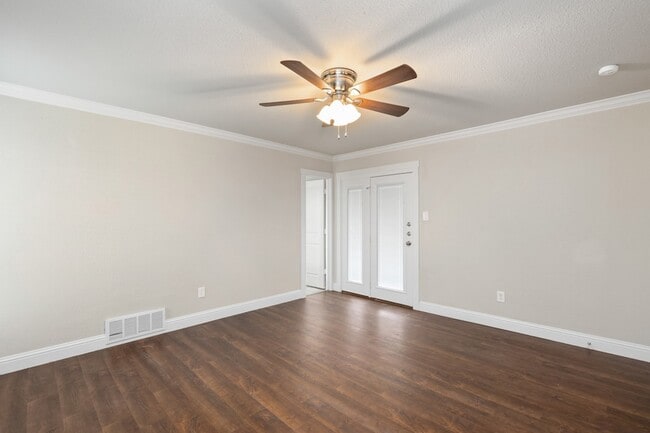 Building Photo - 6728 Fair Meadows Dr