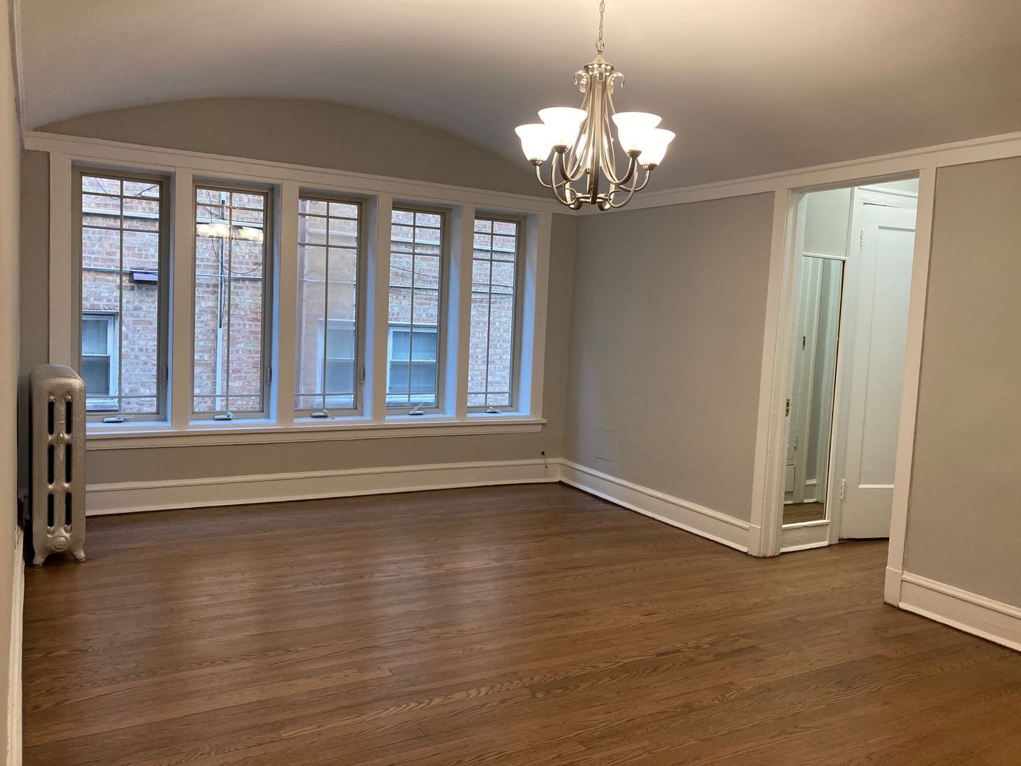 Building Photo - 7212 N Paulina St