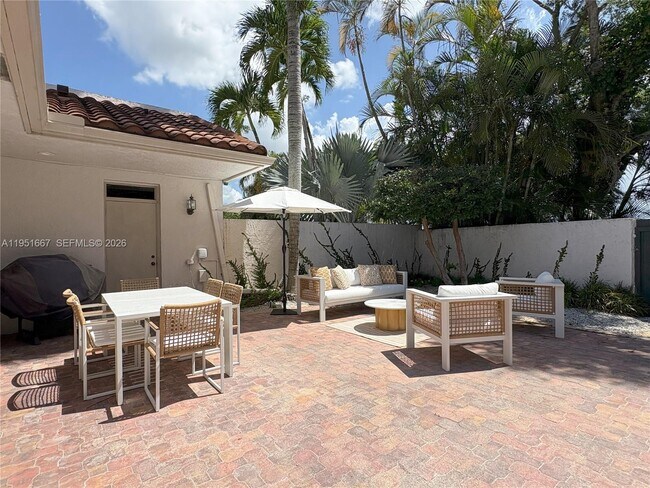 Building Photo - 2538 Windsor Way Ct