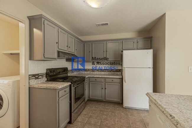 Building Photo - 2 Bed/1 Bath in Barnett Bend in Brandon