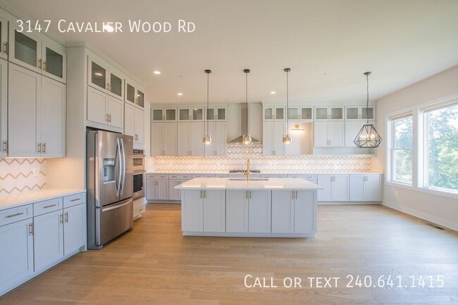 Building Photo - 3147 Cavalier Wood Rd