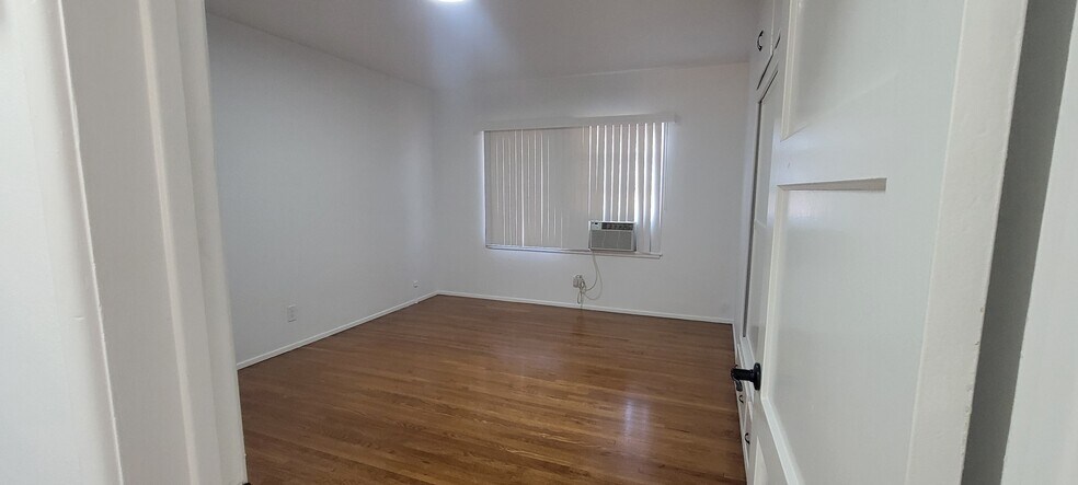 Building Photo - 16911 Glenetta Way