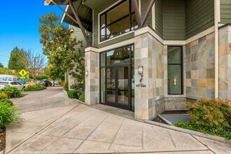 Building Photo - 2Bd/1Ba Seattle Condo