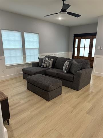 Building Photo - 401 E Walnut St