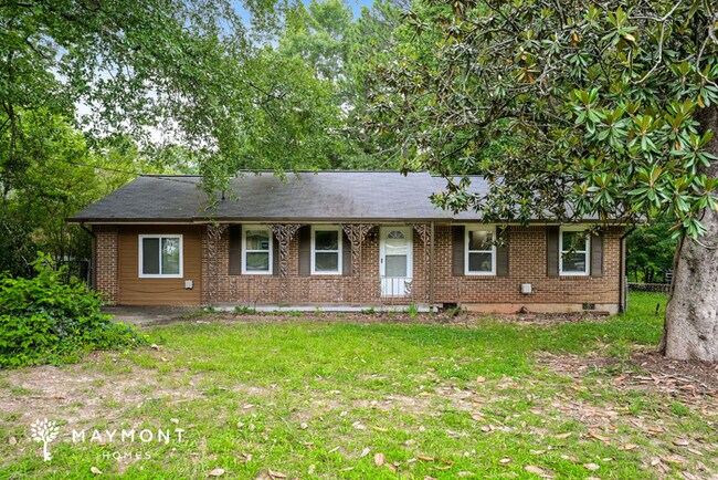Primary Photo - Convenient 3-Bedroom Riverdale Home