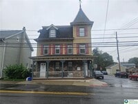 Building Photo - 501 Race St