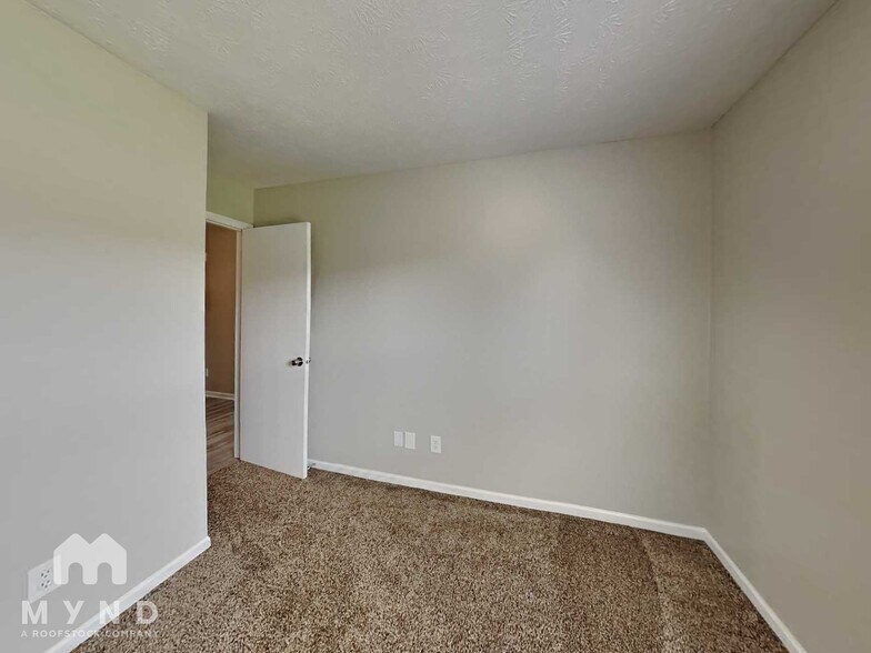 Building Photo - 447 Ashby Dr