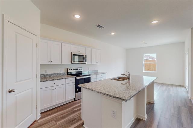 Building Photo - 1649 Whitworth Dr