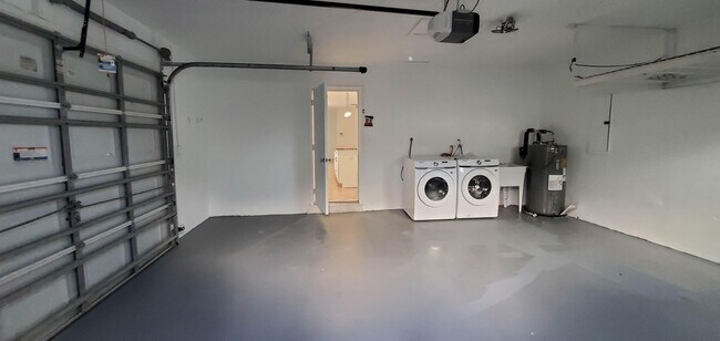 Building Photo - 1316 SW 4th St