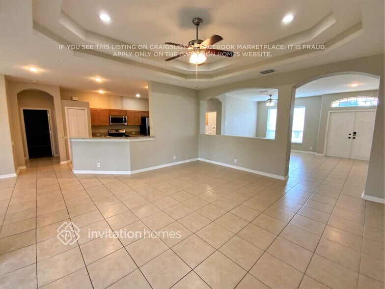 Building Photo - 2144 Edelweiss Loop
