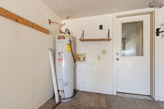 Building Photo - 4705 Eldorado Dr