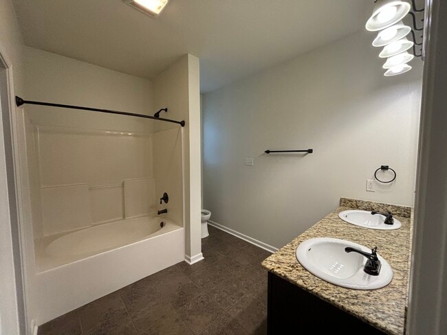 Building Photo - 408 Oak Branch Dr