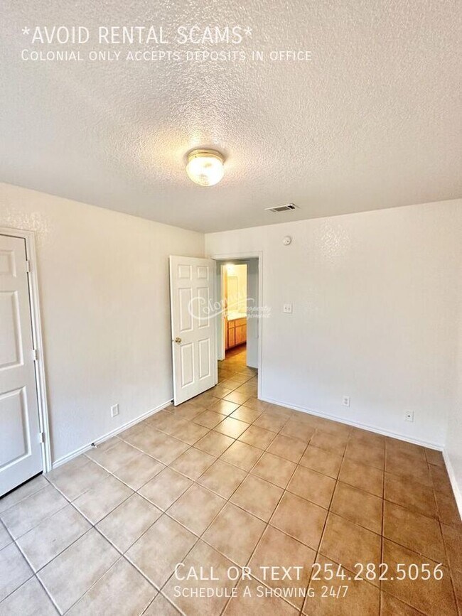 Building Photo - 5800 Allstar Ct
