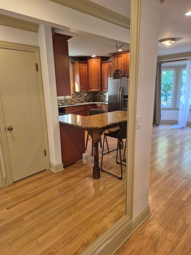 Building Photo - 4138 N Parkside Ave