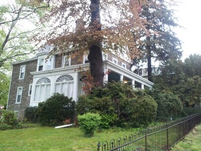 Building Photo - 15 E Mermaid Ln