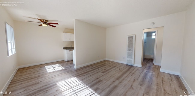 Interior Photo - 14800 Chadron Ave