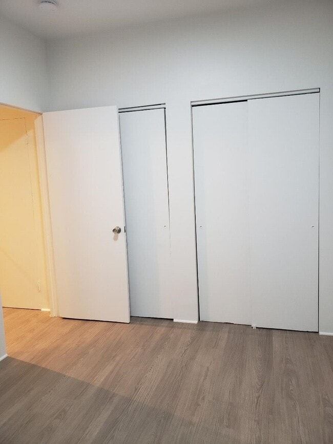 Building Photo - 135 Van Wagenen Ave