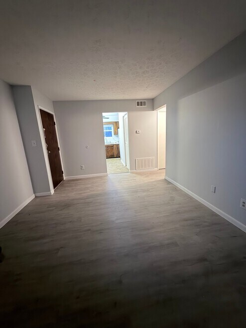 Building Photo - 3204 Fordhaven Rd