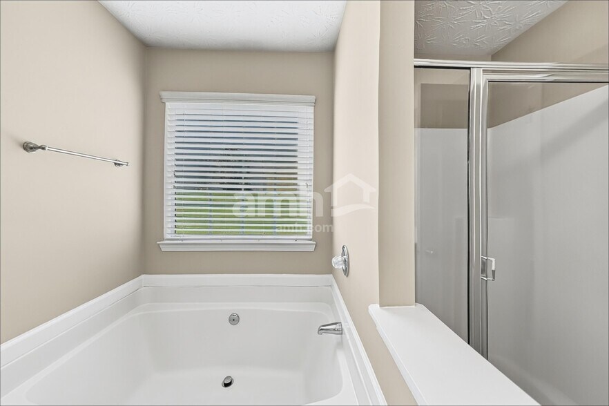 Building Photo - 2143 Andrewood Pl