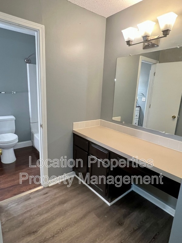 Building Photo - 3800 Stockade Ct