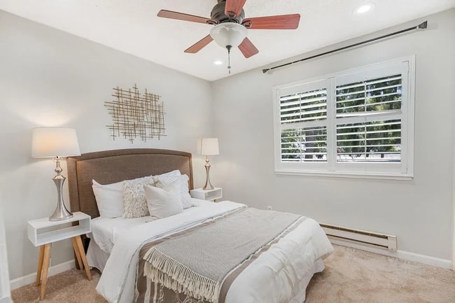 Building Photo - 1198 N Abbott Ave