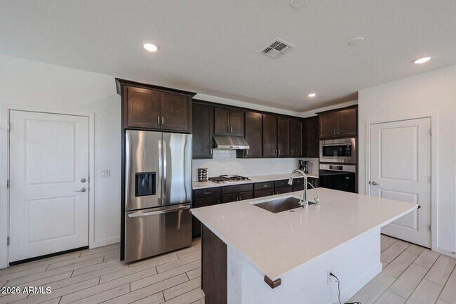Building Photo - 3361 S 179th Dr