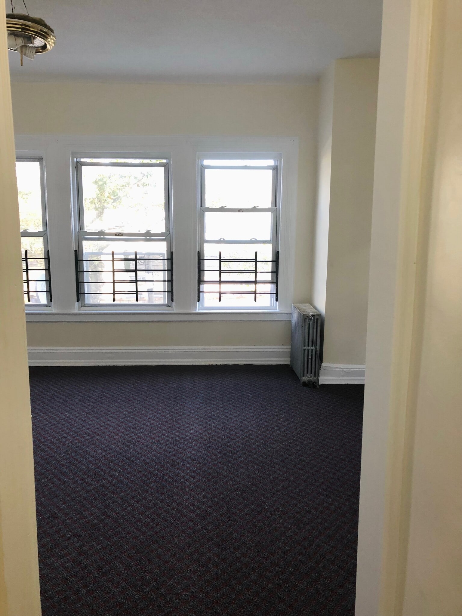 Building Photo - 9524 Van Wyck Expy