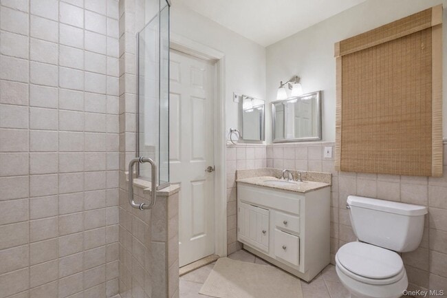 Building Photo - 1 Canal Way