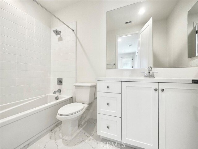 Building Photo - 214 Parkwood