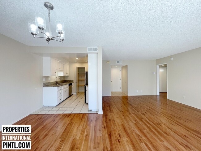 Building Photo - The San Rafael Apartments