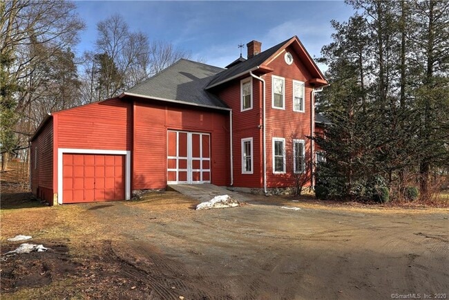 Building Photo - 473 Amity Rd