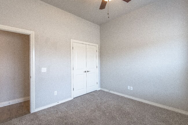 Building Photo - 1316 Woodgrass Ct