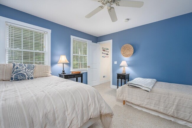 Building Photo - 430 Bow Lake Rd