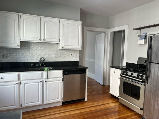 Kitchen - 3 Denton Ter