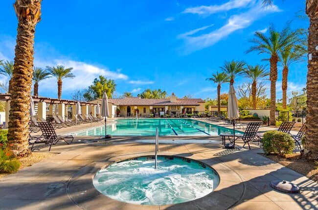 Building Photo - 262 Paseo Gregario