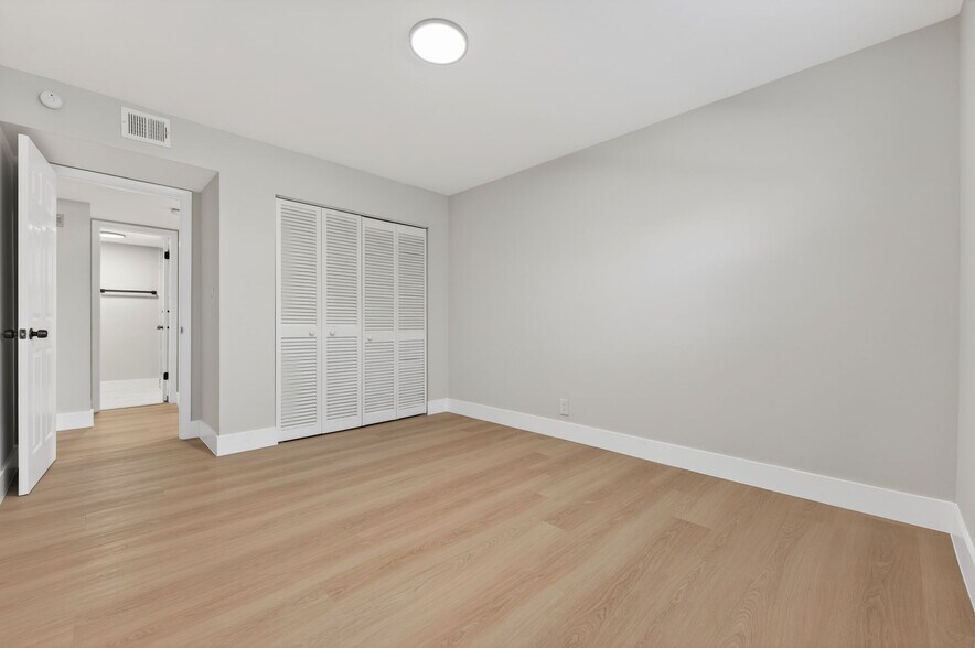 Building Photo - 11607 NW 29th St