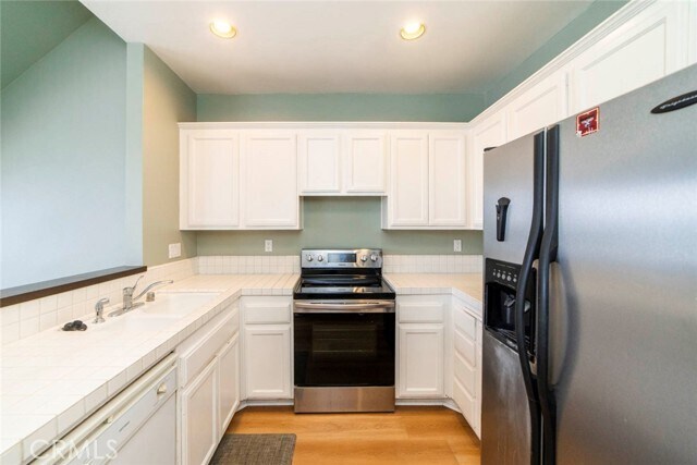 Building Photo - 30 Terra Vista