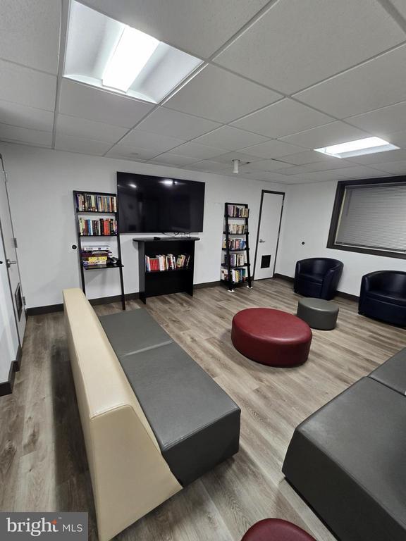 Building Photo - 2101 Chestnut St