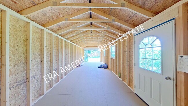 Building Photo - 8756 El Paseo St