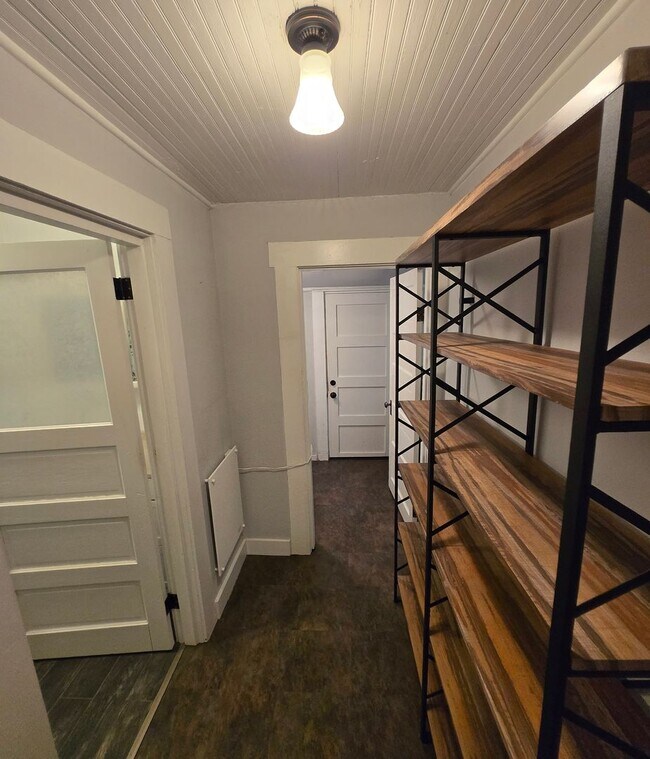 Building Photo - Charming 1920 Updated Vintage Home with AD...