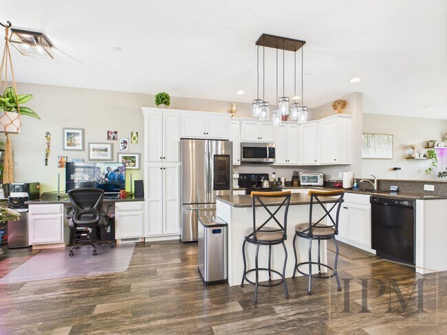 Building Photo - Coming Soon- Modern 3 Bedroom, 2.5 Bath To...
